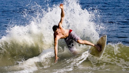 开云体育官网下载安装-“意甲焦点：传统豪门迎来新挑战”，意甲中国豪门