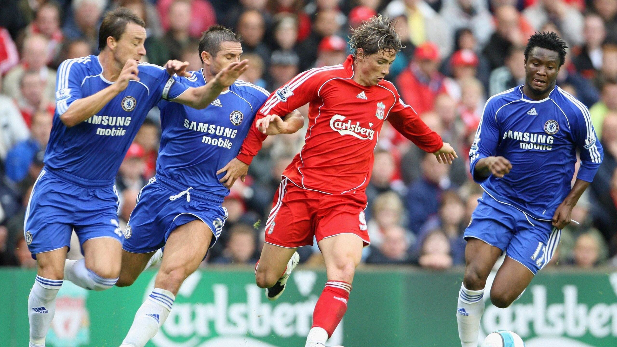 德甲青训营吸引大量年轻才俊加盟，德甲青训体系